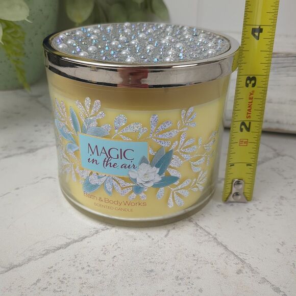 Bath & Body Works MAGIC IN THE AIR 3-WickCandle Jar 14.5 oz. Rhinestone Lid NEW - Picture 8 of 11